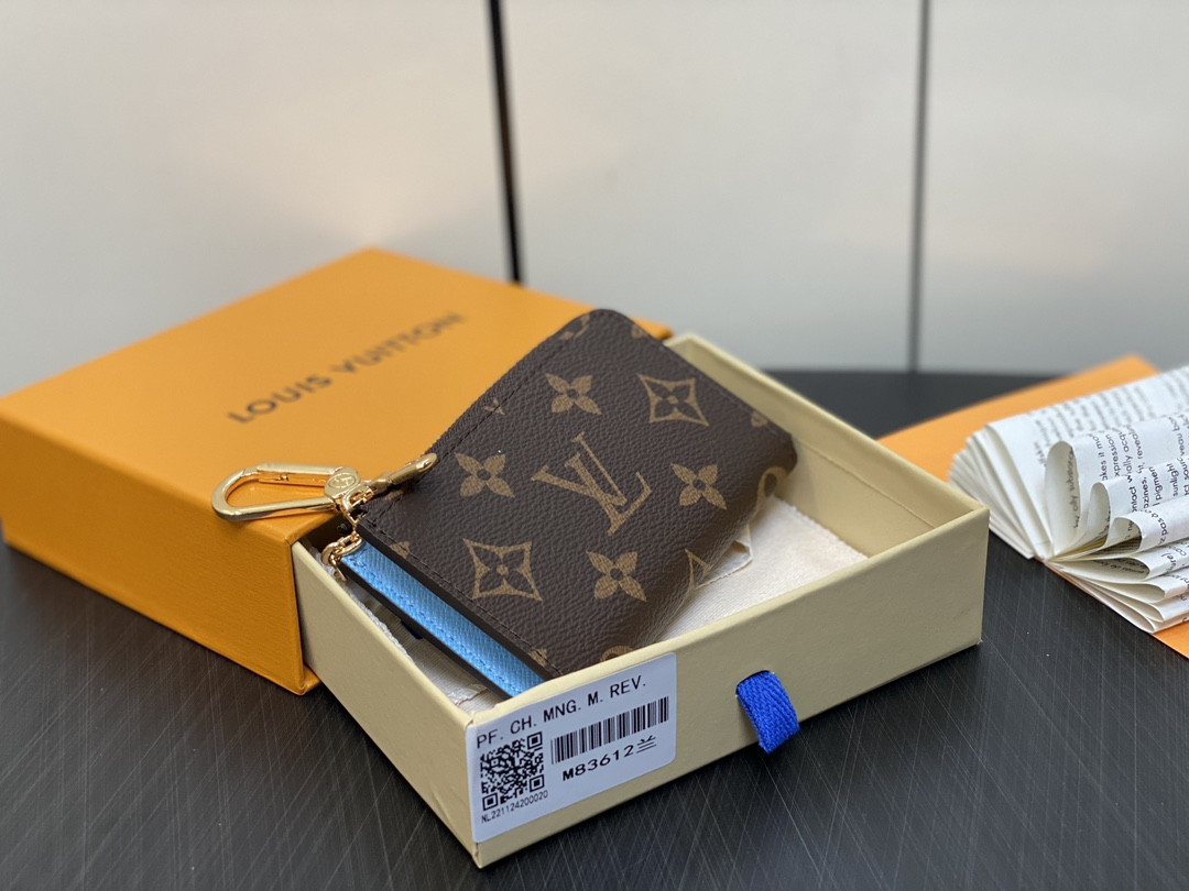 l0*is V*t0n noa wallet-11*7*1.5cm