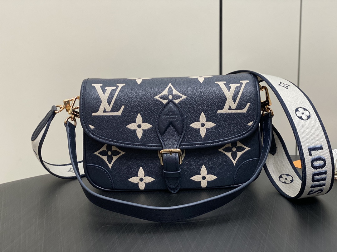 l0*is V*t0n nano diane-24*15*9 cm