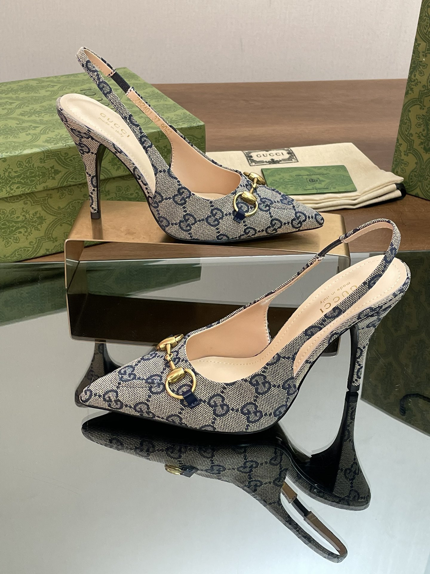 G*u*i heels-10.5cm