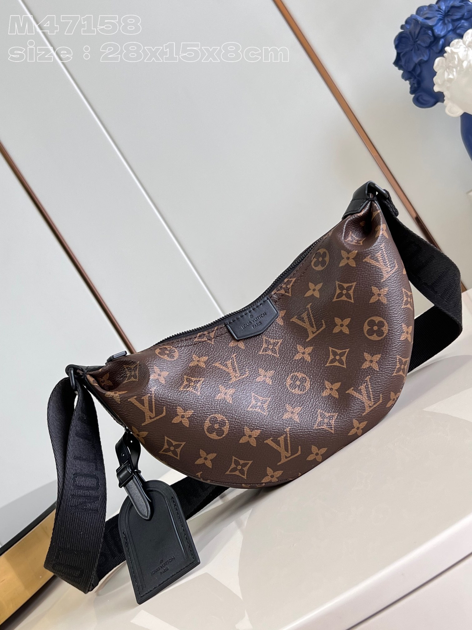 l0*is V*t0n hamac bag pm-28.5*15*8cm