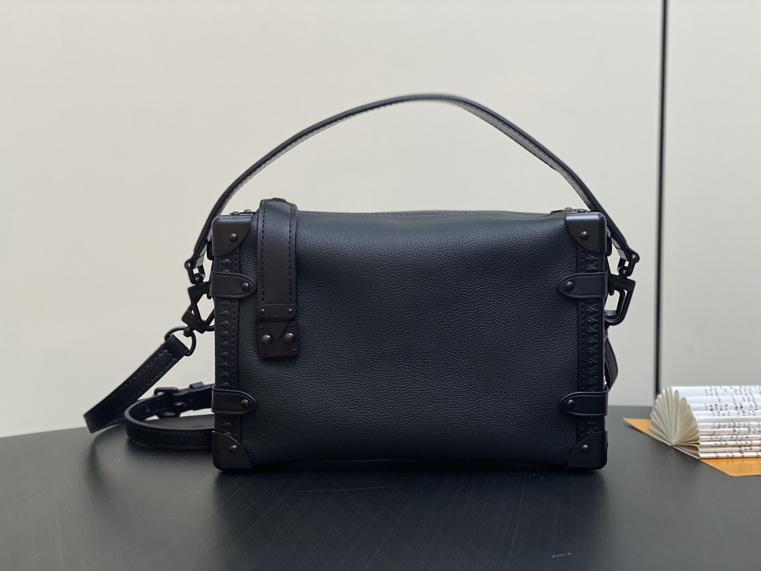 l0*is V*t0n side trunk pm-21*14*6cm