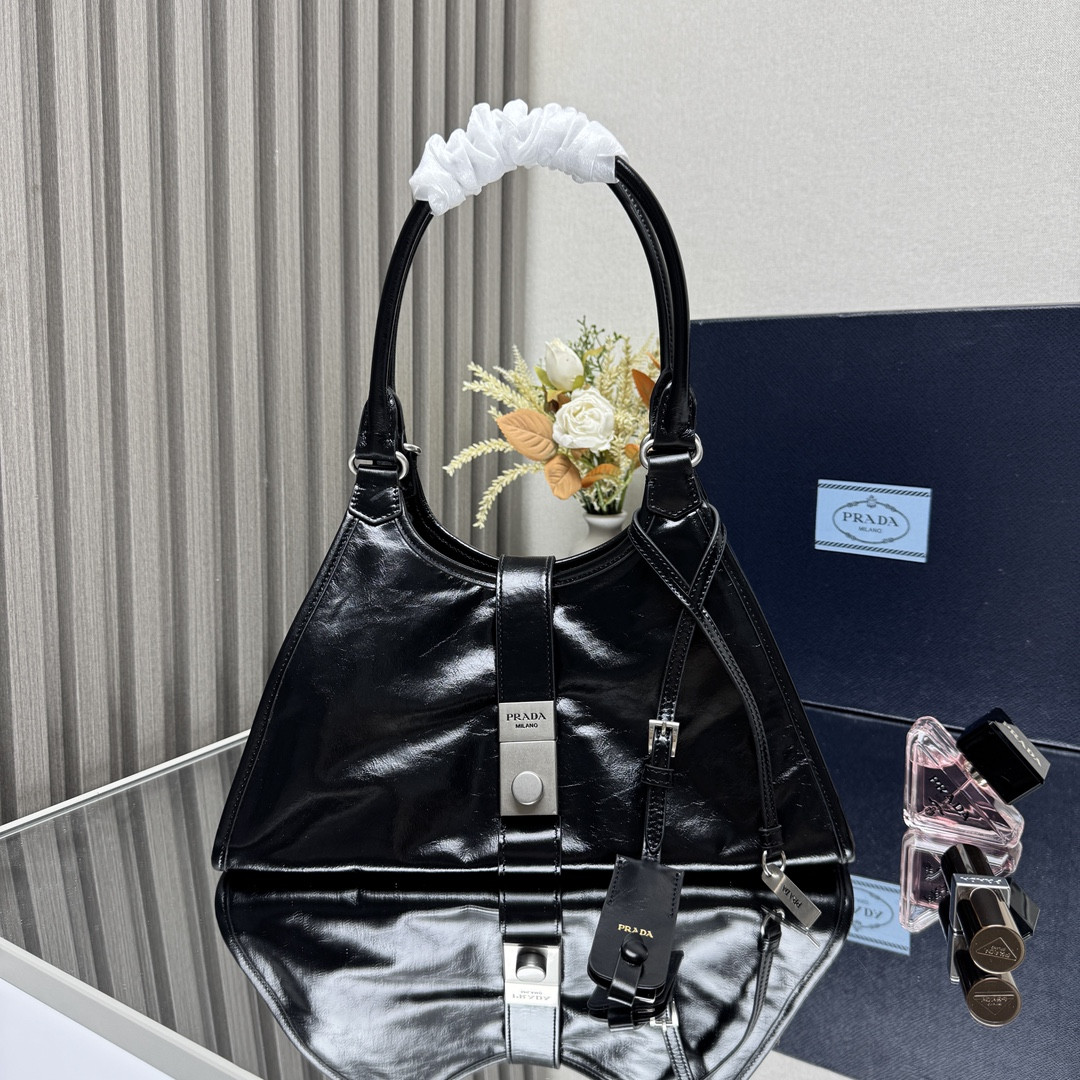 Pra*a medium leather tote bag-32*21*15cm