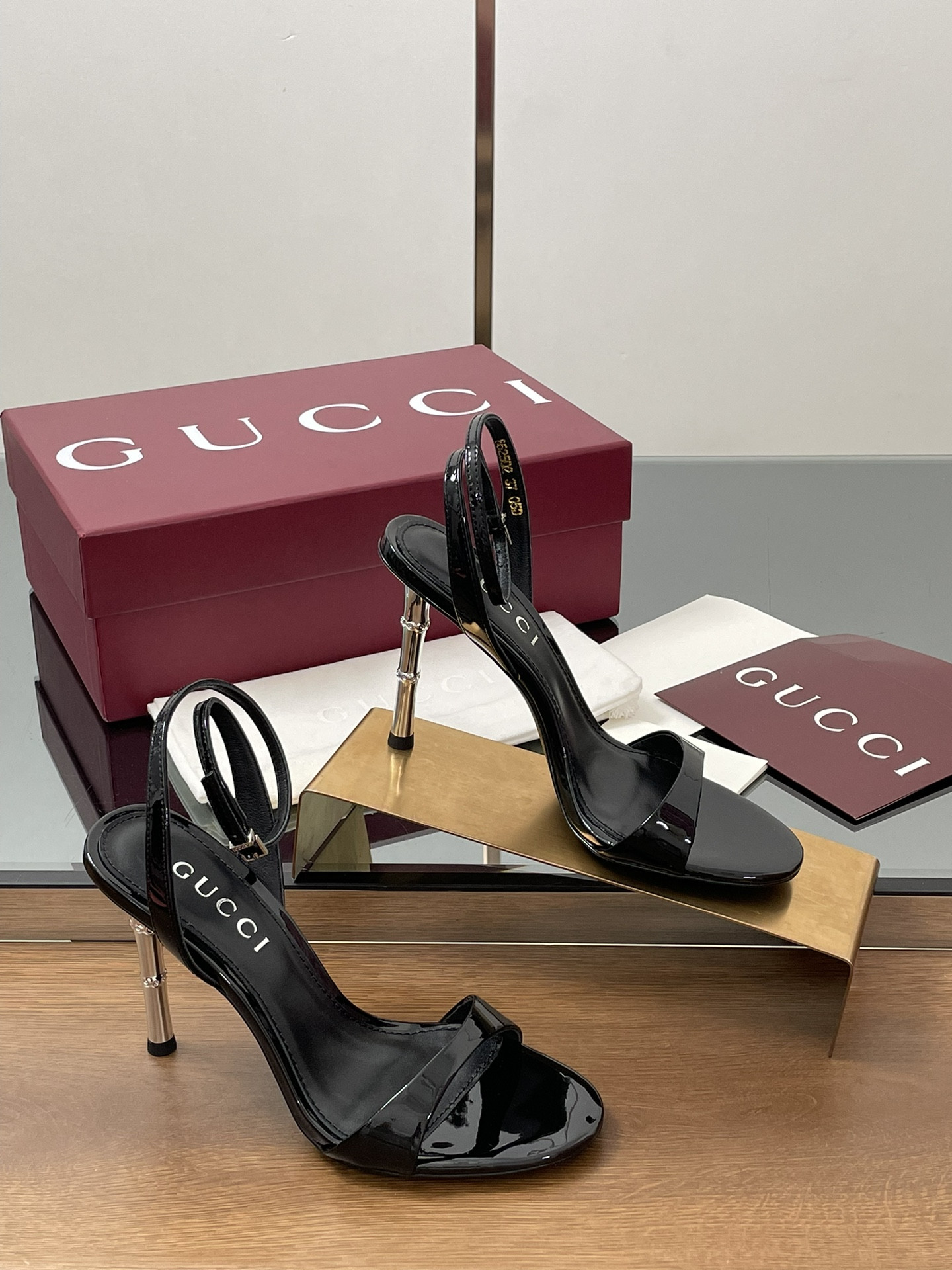 G*u*i heels-9.5cm
