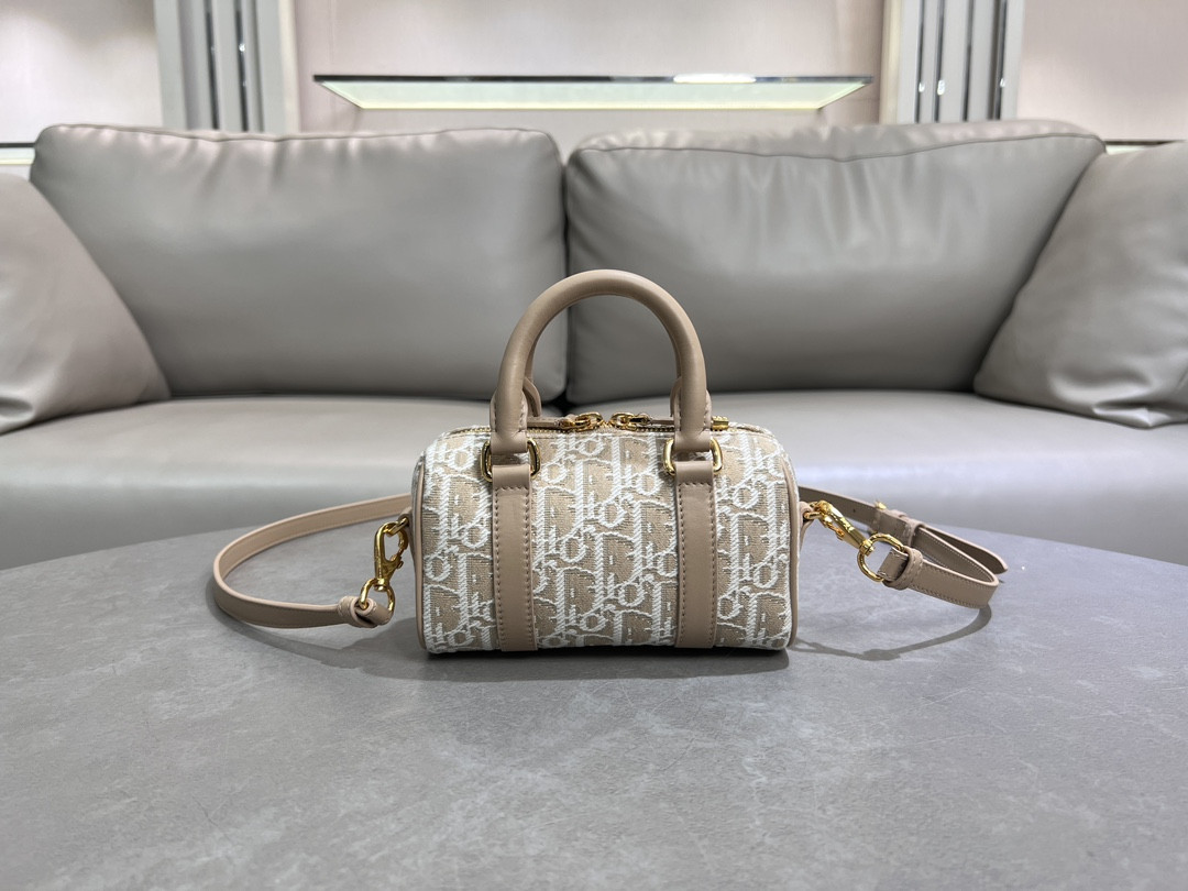 Diro Groove 17 Nano Bag