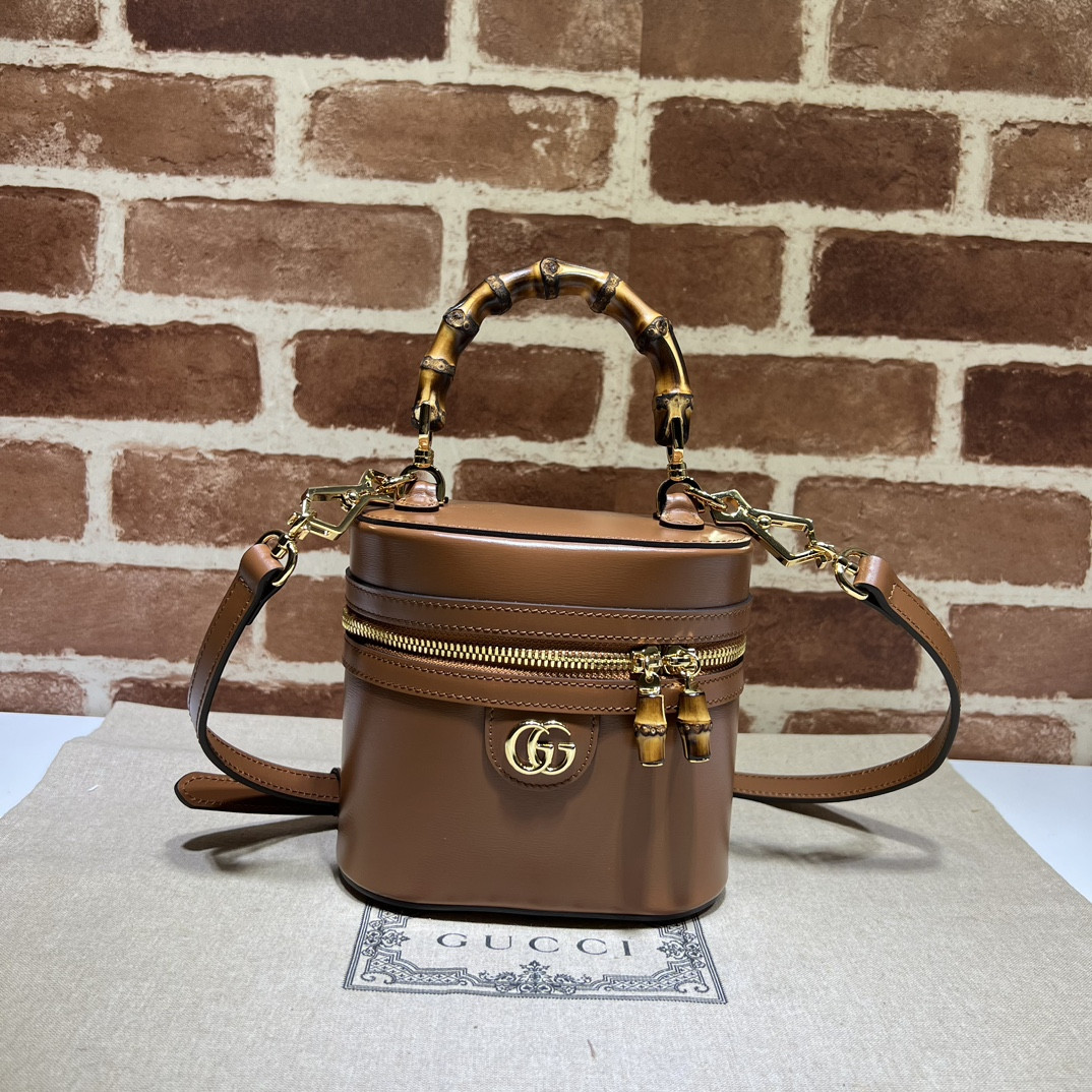 G*u*i mini vanity bag with bamboo handle - 15.5*13.5*4cm