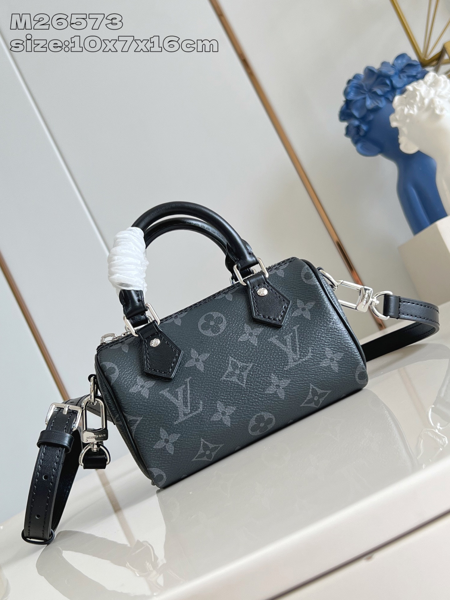 l0*is V*t0n nano speedy-16-10-7.5cm