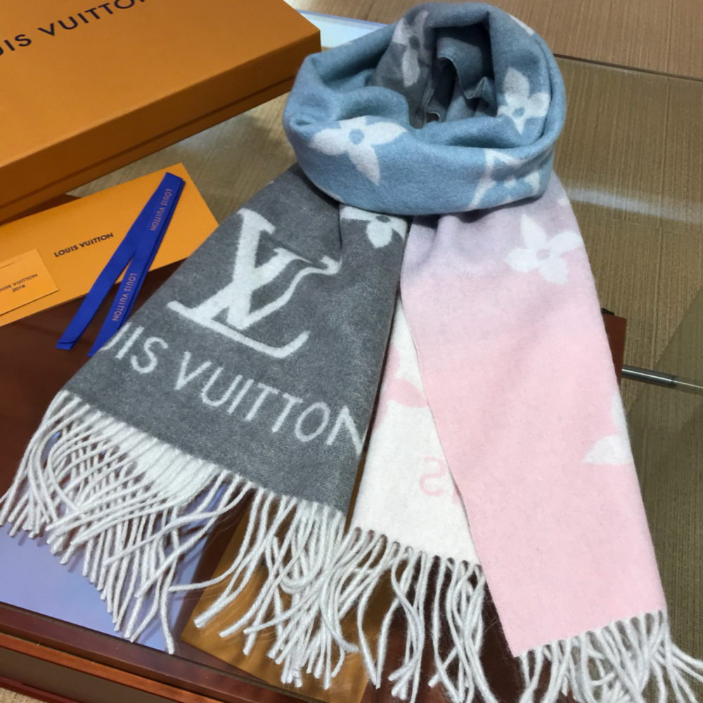 l0*is V*t0n reykjavik gradient scarf